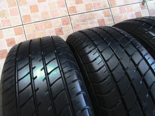 ขายยาง DUNLOP SP2030 185-60-15 ปี4812 (1ชุด)