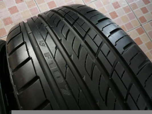 ขายยาง 205-45-17 ดอกเต็ม สดๆ (1ชุด)