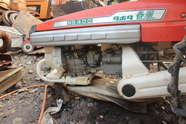 ขายรถดำนาเดินตาม KOBOTA NS400 GS130-1P 3.4แรง ราคา 48,000 บาท ขายรถดำนาเดินตาม KOBOTA NS400 GS130-1P 3.4แรง ราคา 48,000 บาท