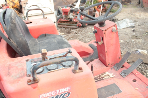 ขายรถตัดหญ้า-รถเอนกประสงค์ YANMAR CDF28 4WD เครื่องดีเซล 3สูบ ราคา 48,000 บาท ขายรถตัดหญ้า-รถเอนกประสงค์ YANMAR CDF28 4WD เครื่องดีเซล 3สูบ ราคา 48,000 บาท