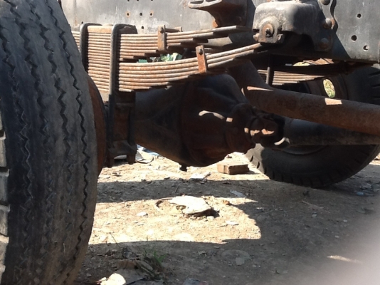 ขายเพลา6ล้อ+เฟือง+แหนบ