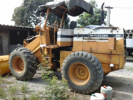 รถตักKOMATSU 510 กรองเดียว น้ำเข้าเครื่อง..รถสภาพสวย เดิมใช้อยู่ที่ร้าน