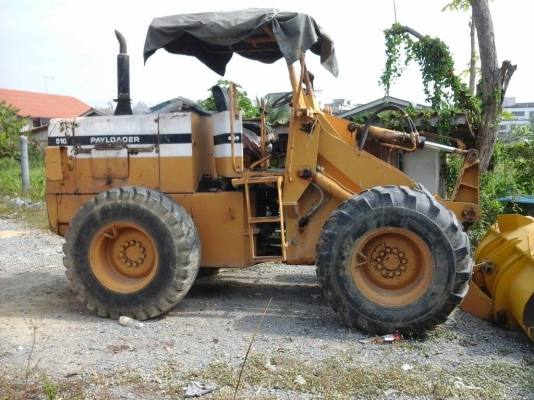 รถตักKOMATSU 510 กรองเดียว น้ำเข้าเครื่อง..รถสภาพสวย เดิมใช้อยู่ที่ร้าน