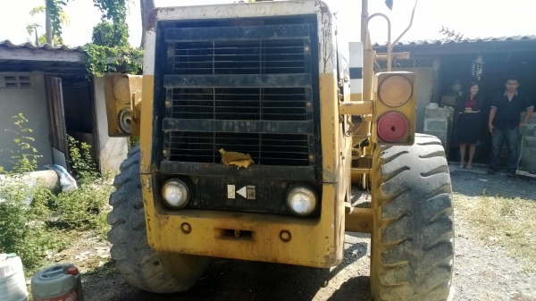 รถตักKOMATSU 510 กรองเดียว น้ำเข้าเครื่อง..รถสภาพสวย เดิมใช้อยู่ที่ร้าน