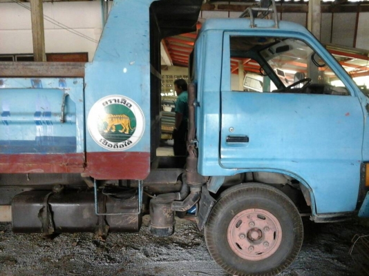 6ล้อด้ัมISUZU KT25  รถ100แรง รถใช้ที่ร้านวัสดุ สภาพยังดี ....พร้อมใช้