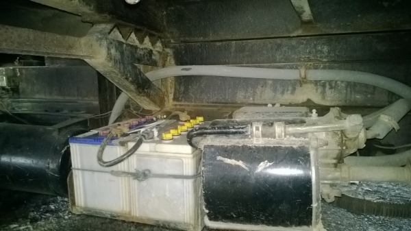 6ล้อด้ัมISUZU KT25  รถ100แรง รถใช้ที่ร้านวัสดุ สภาพยังดี ....พร้อมใช้