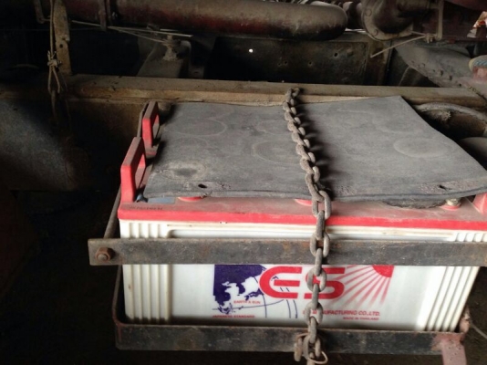 รถอีซูซุ 10 ล้อ หน้ายาว 165 แรงม้า. ( รถบรรกน้ำมัน.)  สนใจติดต่อ 081 - 6079515