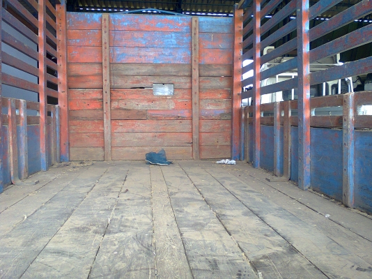 6 ล้อ ISUZU NPR 115 แรงม้า