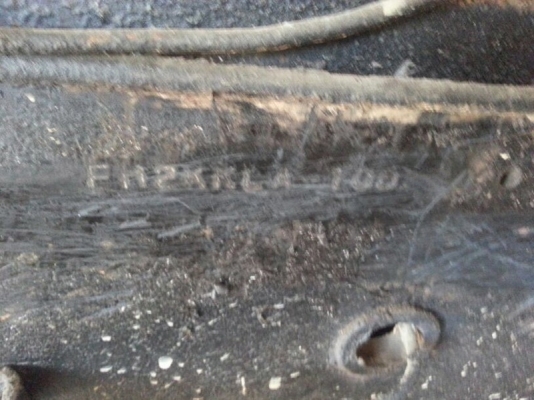 รถอีซูซุ 10 ล้อ หัวลาก 260 แรงม้า ปี 39  สนใจติดต่อ 081 - 6079515