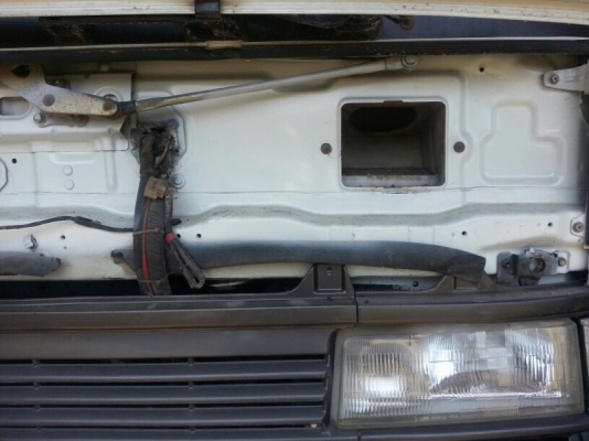 รถอีซูซุ 10 ล้อ หัวลาก 260 แรงม้า ปี 39  สนใจติดต่อ 081 - 6079515