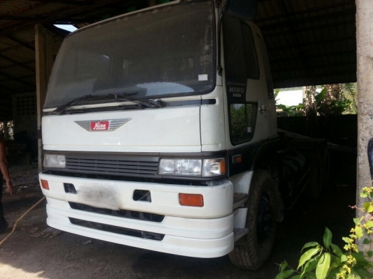 รถอีซูซุ 10 ล้อ หัวลาก 260 แรงม้า ปี 39  สนใจติดต่อ 081 - 6079515