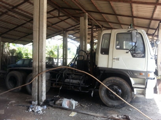 รถอีซูซุ 10 ล้อ หัวลาก 260 แรงม้า ปี 39  สนใจติดต่อ 081 - 6079515