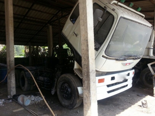 รถอีซูซุ 10 ล้อ หัวลาก 260 แรงม้า ปี 39  สนใจติดต่อ 081 - 6079515