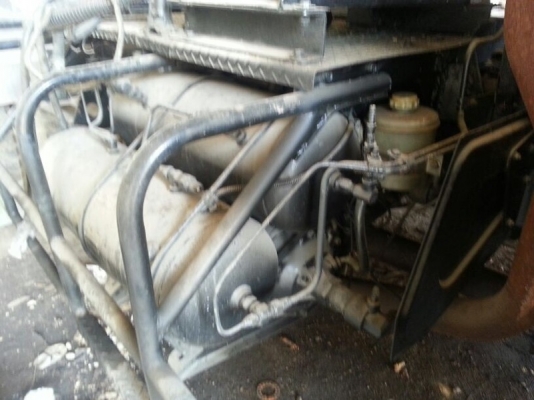 รถอีซูซุ 10 ล้อ หัวลาก 260 แรงม้า ปี 39  สนใจติดต่อ 081 - 6079515