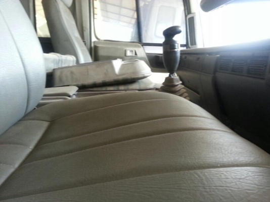 รถอีซูซุ 10 ล้อ หัวลาก 260 แรงม้า ปี 39  สนใจติดต่อ 081 - 6079515