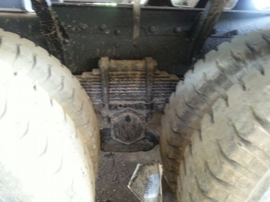 รถอีซูซุ 10 ล้อ หัวลาก 260 แรงม้า ปี 39  สนใจติดต่อ 081 - 6079515