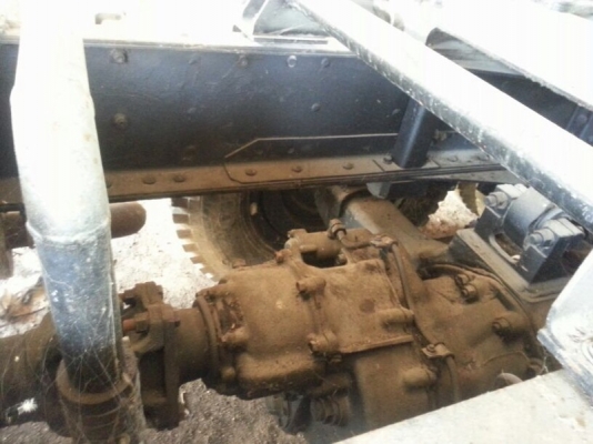 รถอีซูซุ 10 ล้อ หัวลาก 260 แรงม้า ปี 39  สนใจติดต่อ 081 - 6079515