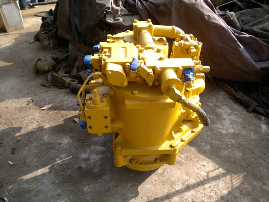 ขายครับ ปั๊ม KOMATSU 200-2 สนใจโทรสอบถามได้นะครับ