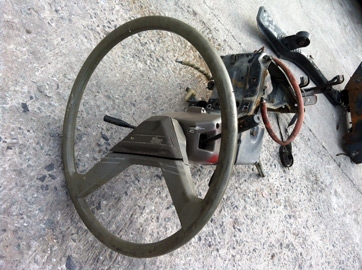 ขายชุดพวงมาลัยของรถบรรทุกฮีโน่เก่าญี่ปุ่น