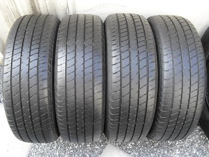 ขายยาง DUNLOP SP SPORT 2030 ปี12 3เส้น ปี11 1เส้น(1ชุด) 185-60-15 ราคา2,800