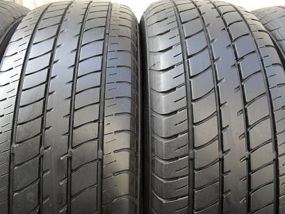 ขายยาง DUNLOP SP SPORT 2030 ปี12 3เส้น ปี11 1เส้น(1ชุด) 185-60-15 ราคา2,800