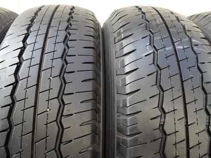 ขายยาง DUNLOP SP LT 30A ปี4112(1ชุด) 215-70-16 ราคา4,800
