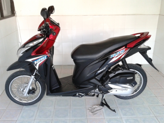 Click125i รถบ้าน สภาพเดิม ปี56 Click125i รถบ้าน สภาพเดิม ปี56