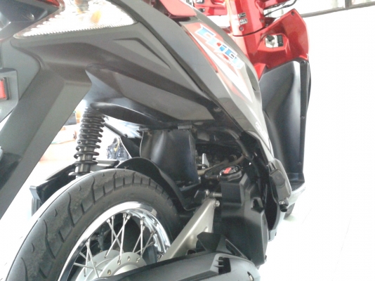 Click125i รถบ้าน สภาพเดิม ปี56 Click125i รถบ้าน สภาพเดิม ปี56