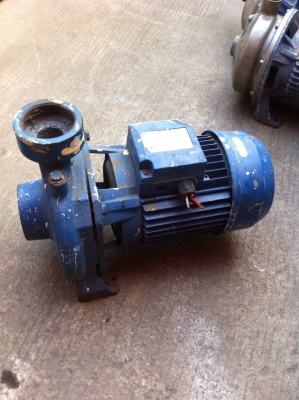 ขาย !! ปั้มหอยโข่ง 2hp. 380v.ยี่ห้อ ebara พร้อมใช้งาน