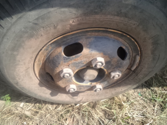 NKR 100 HP ดั้ม กระบะยาว 3.2 เมตร เครื่อง 100 แรงม้า รถอยู่ชลบุรี ราคา ถูก 390000 บาท