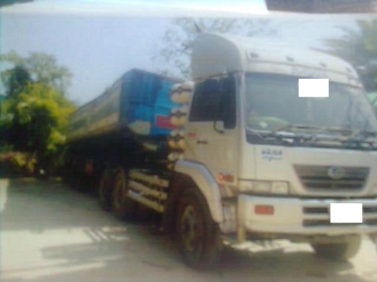 ขายรถสิบล้อหัวลาก NIssan UD cw454 320 แรง ติดก๊าช หัว+หางเซมิดั้ม 3คาน เอกครบ