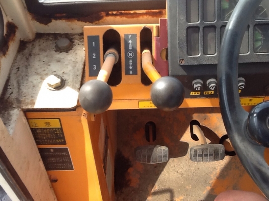 SALE__รถตักล้อยาง KOMATSU 510 ปี 1978  ซีเรล 12387 กรองคู่ เก่านอก สภาพสวยทั้งคัน จากญี่ปุ่นแท้