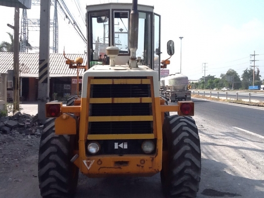 SALE__รถตักล้อยาง KOMATSU 510 ปี 1978  ซีเรล 12387 กรองคู่ เก่านอก สภาพสวยทั้งคัน จากญี่ปุ่นแท้