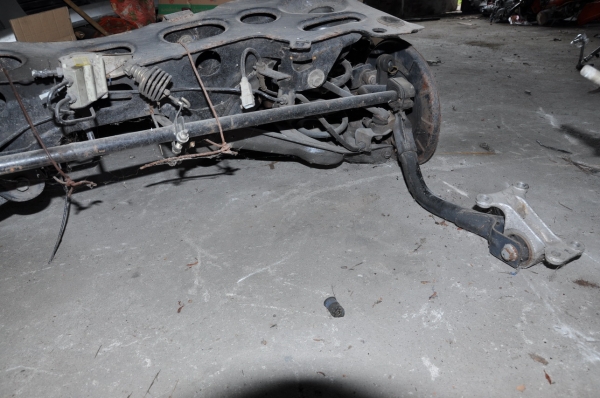 ขายช่วงล่างหลัง peugeot 406 มือสองญี่ปุ่น