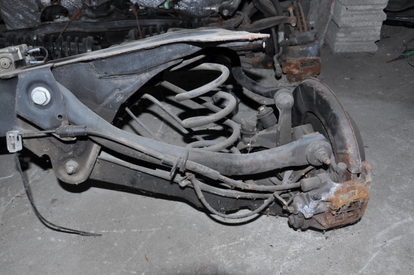 ขายช่วงล่างหลัง peugeot 406 มือสองญี่ปุ่น