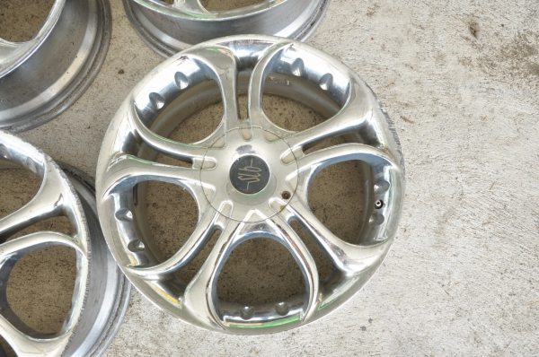 ขายล้อ HART แท้ มือสองญี่ปุ่น ขอบ 17 นิ้ว