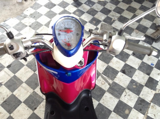 ขาย!!!ฟีโน่ ปี52 รถเครื่องดีคับ มีเล่มทะเบียนครบ ภาษีไม่หมด