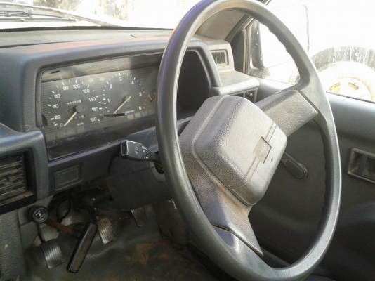 ขายรถกระบะพร้อมใช้ มิซซู ไซโคลน ปี38  ทะเบียนเต็ม  ขาย89000 บาท