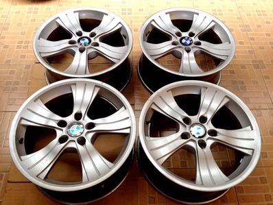 แม็กซ์ BMW