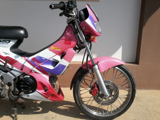 ขายโนวาแดชทะเบียนพร้อมโอนภาษีพึ่งขาด เม.ย.56 เครื่องเดิมยังแน่นแห้งๆระบบไฟหน้าหลังและไฟเลี้ยวออกหมด