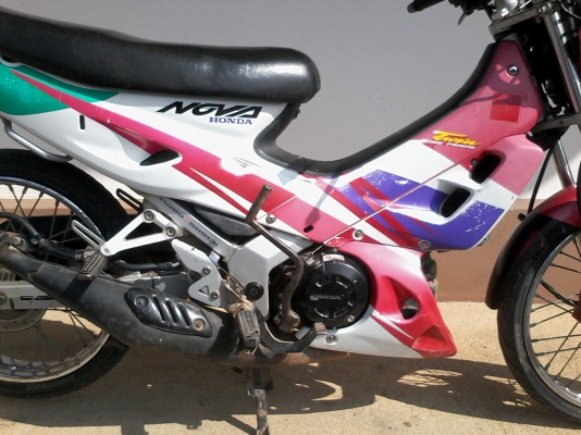 ขายโนวาแดชทะเบียนพร้อมโอนภาษีพึ่งขาด เม.ย.56 เครื่องเดิมยังแน่นแห้งๆระบบไฟหน้าหลังและไฟเลี้ยวออกหมด