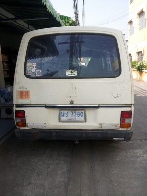 ขาย รถตู้ nissan urvan e23 ขาย รถตู้ nissan urvan e23