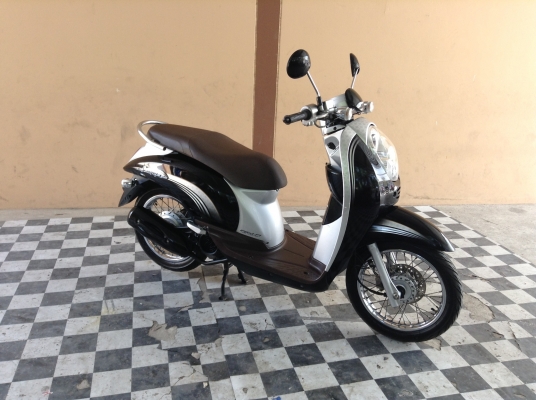 ขาย!!! สกู๊ปปี้ไอ ปี54 รถเครื่องดีคับ มีเล่มทะเบียนครบ