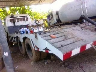 สิบล้อ NISSAN Ud CW41 หัวซูโม่ 227 บรรทุกรถขุด KOMATSU PC200-8 ได้ ตัดราคาขายเพียง 550,000 บาท เท่านั้น.