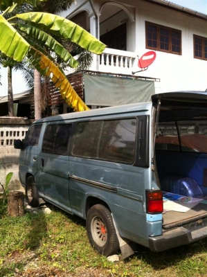 ขายถูก รถตู้ นิสสัน URVAN ปี 92 ขายถูก รถตู้ นิสสัน URVAN ปี 92