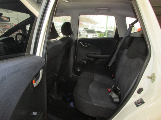 HONDA JAZZ i-VTEC 1.5 AT ปี 2008 HONDA JAZZ i-VTEC 1.5 AT ปี 2008