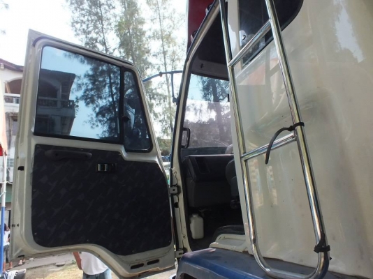 MITSUBISHI FN  ติดต่อปารวี  โทร 0839686255