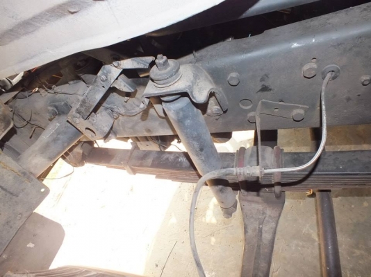 MITSUBISHI FN  ติดต่อปารวี  โทร 0839686255