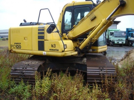 New Japan Stock PC120-6E S/N: 73045 YR2006 5,625 ชม. กริ๊ป ๆ ครับ