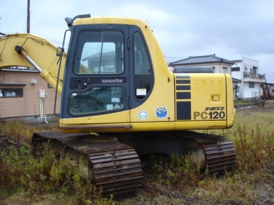 New Japan Stock PC120-6E S/N: 73045 YR2006 5,625 ชม. กริ๊ป ๆ ครับ